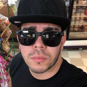 Meet your Posher, Jhon